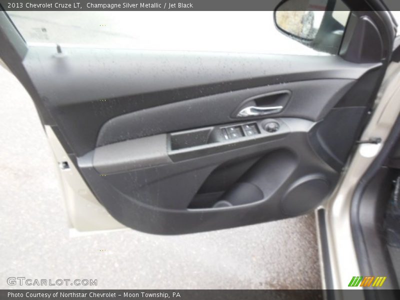Champagne Silver Metallic / Jet Black 2013 Chevrolet Cruze LT