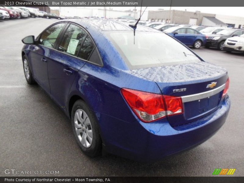 Blue Topaz Metallic / Jet Black/Medium Titanium 2013 Chevrolet Cruze LS