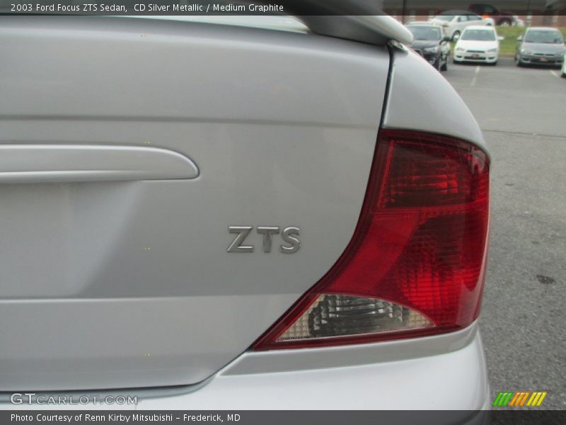 CD Silver Metallic / Medium Graphite 2003 Ford Focus ZTS Sedan