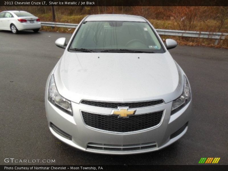Silver Ice Metallic / Jet Black 2013 Chevrolet Cruze LT