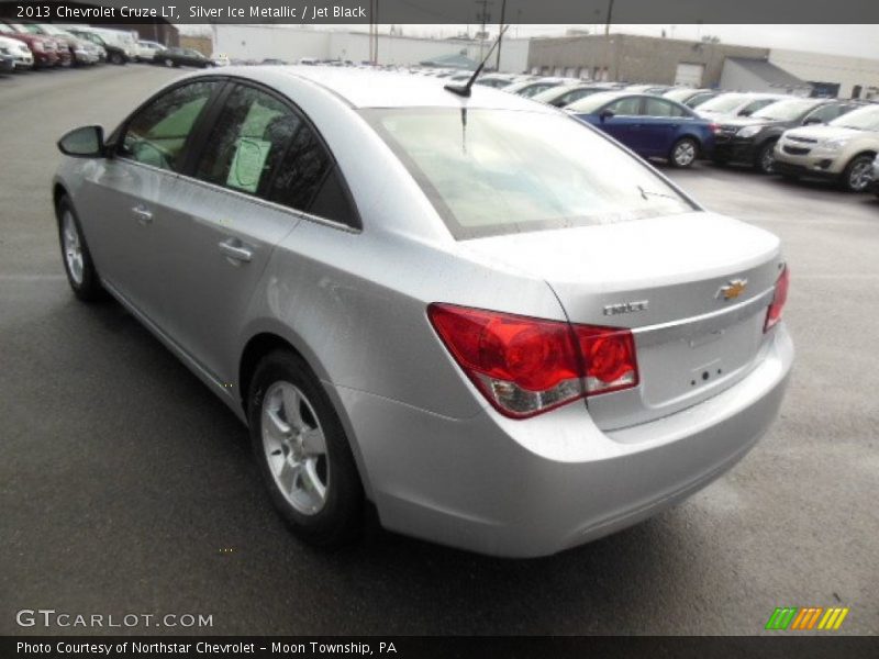 Silver Ice Metallic / Jet Black 2013 Chevrolet Cruze LT