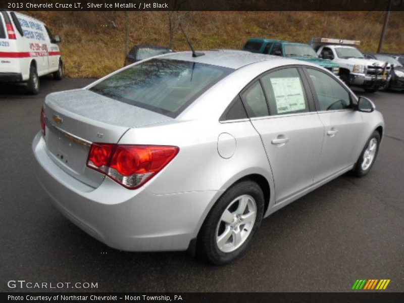 Silver Ice Metallic / Jet Black 2013 Chevrolet Cruze LT