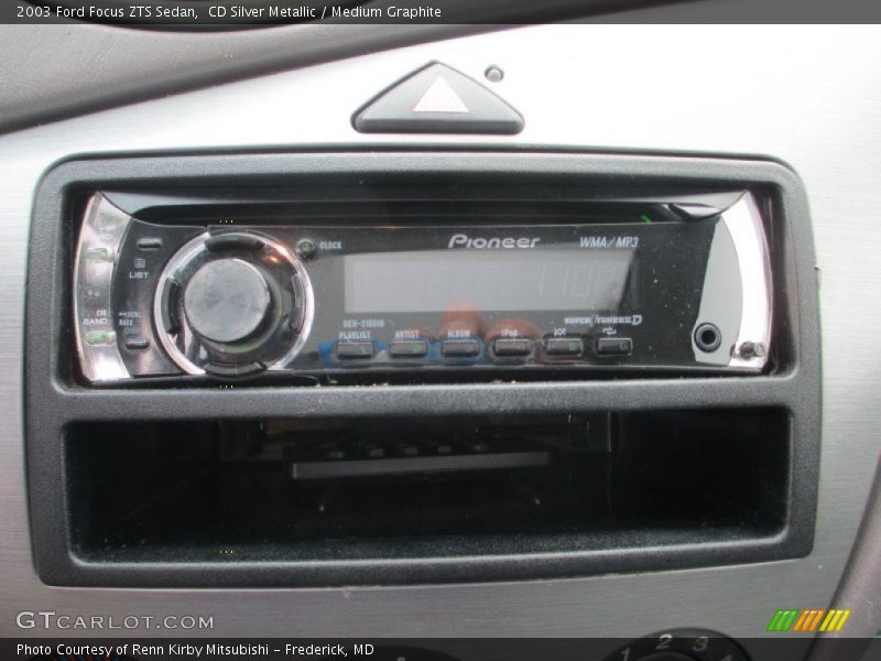 CD Silver Metallic / Medium Graphite 2003 Ford Focus ZTS Sedan