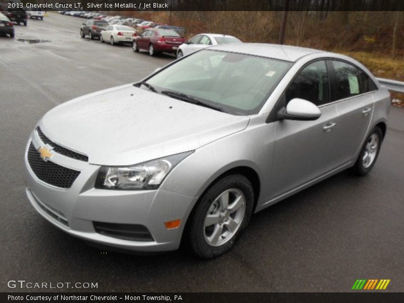 Silver Ice Metallic / Jet Black 2013 Chevrolet Cruze LT