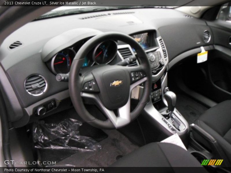 Silver Ice Metallic / Jet Black 2013 Chevrolet Cruze LT