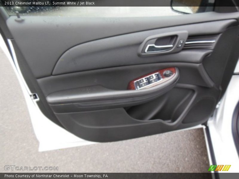 Summit White / Jet Black 2013 Chevrolet Malibu LT