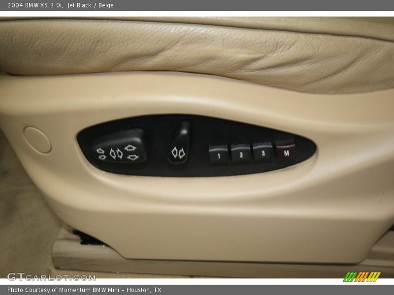 Jet Black / Beige 2004 BMW X5 3.0i