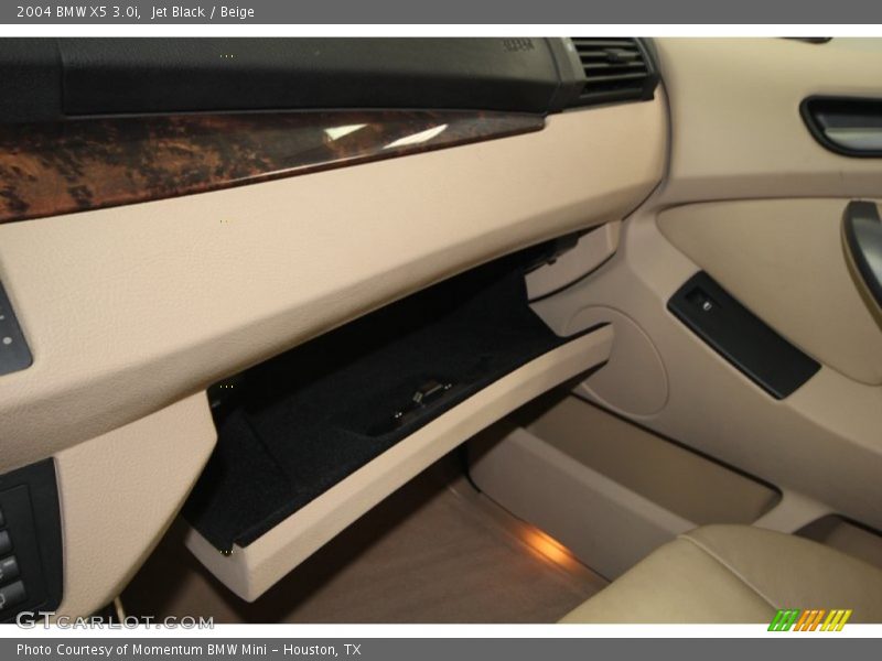 Jet Black / Beige 2004 BMW X5 3.0i