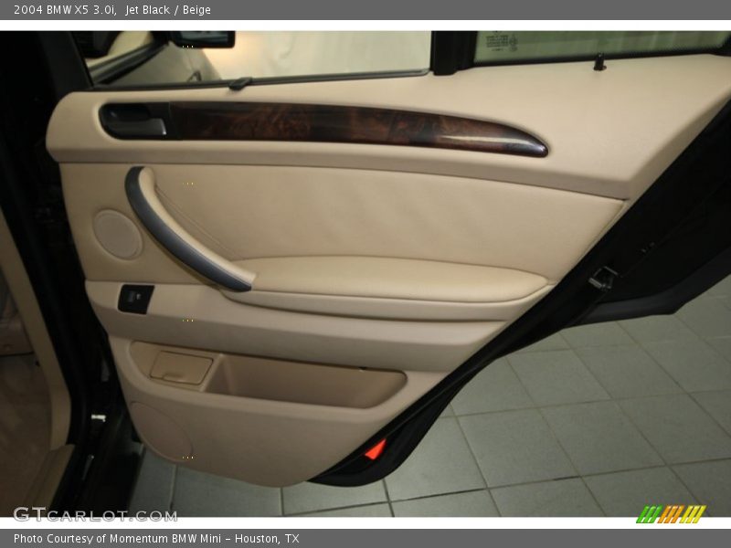 Jet Black / Beige 2004 BMW X5 3.0i