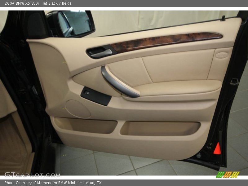 Jet Black / Beige 2004 BMW X5 3.0i