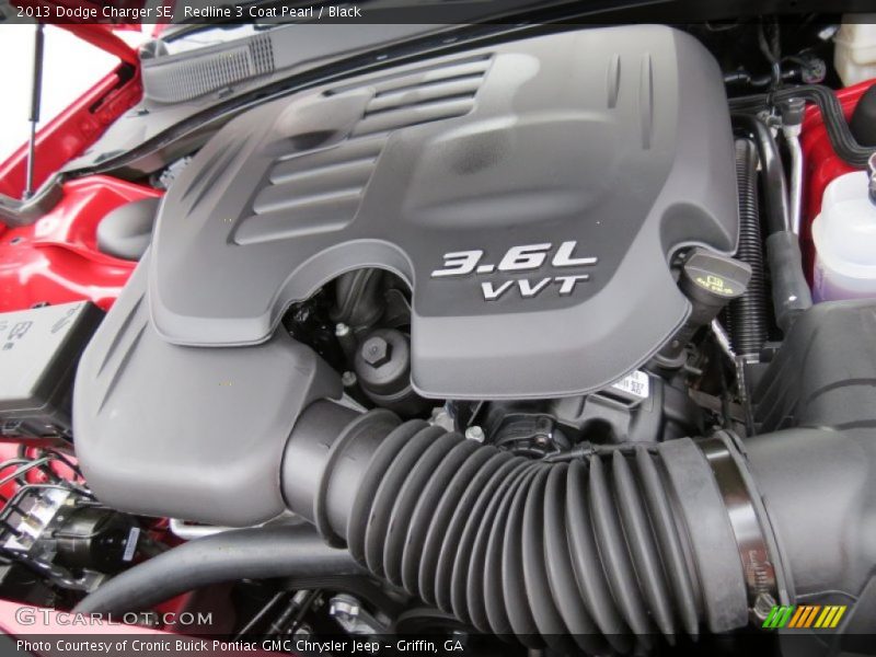 Redline 3 Coat Pearl / Black 2013 Dodge Charger SE