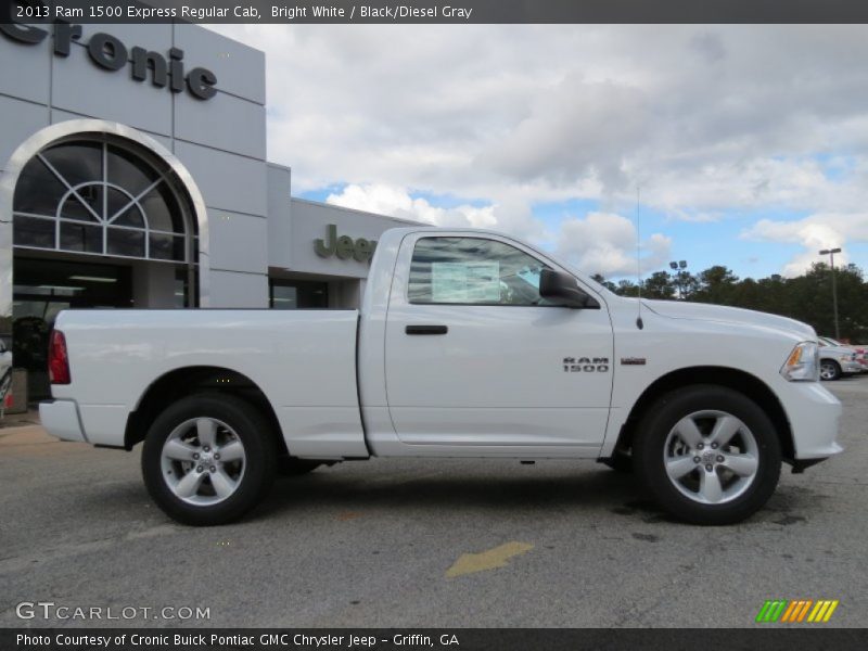 Bright White / Black/Diesel Gray 2013 Ram 1500 Express Regular Cab