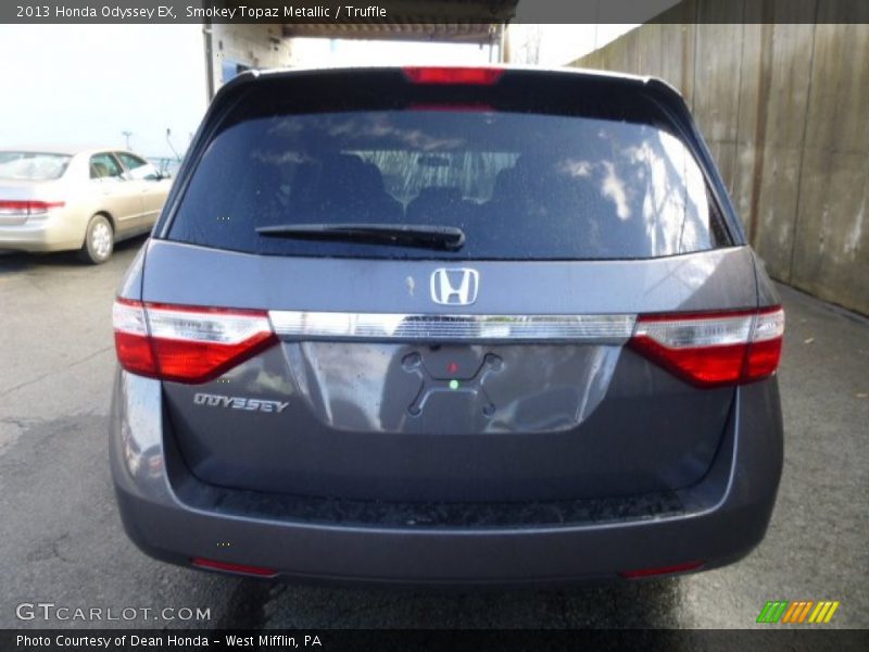 Smokey Topaz Metallic / Truffle 2013 Honda Odyssey EX