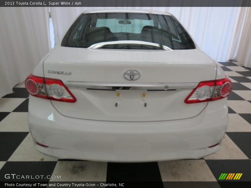 Super White / Ash 2013 Toyota Corolla L
