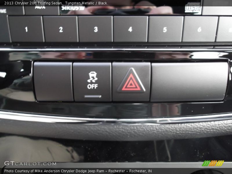 Tungsten Metallic / Black 2013 Chrysler 200 Touring Sedan