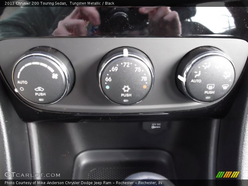Tungsten Metallic / Black 2013 Chrysler 200 Touring Sedan