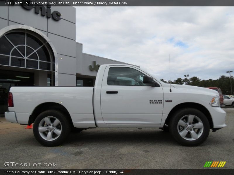 Bright White / Black/Diesel Gray 2013 Ram 1500 Express Regular Cab
