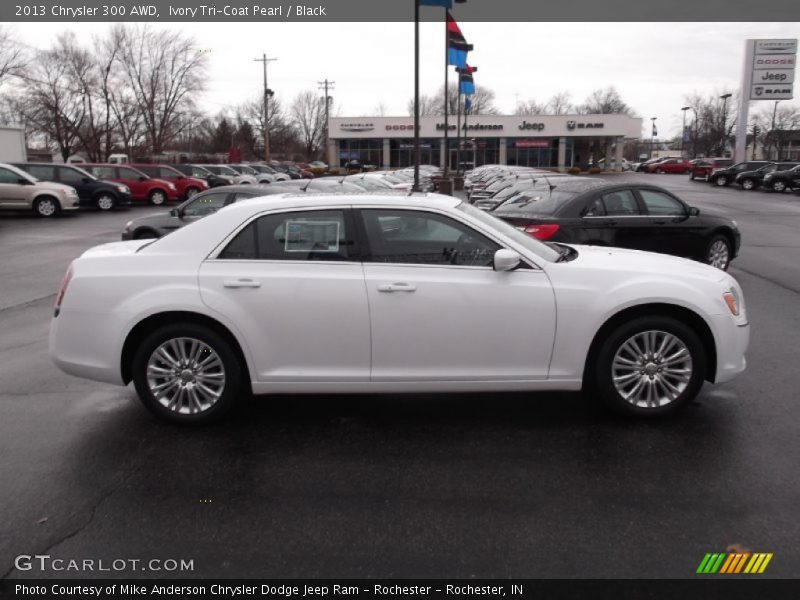 Ivory Tri-Coat Pearl / Black 2013 Chrysler 300 AWD