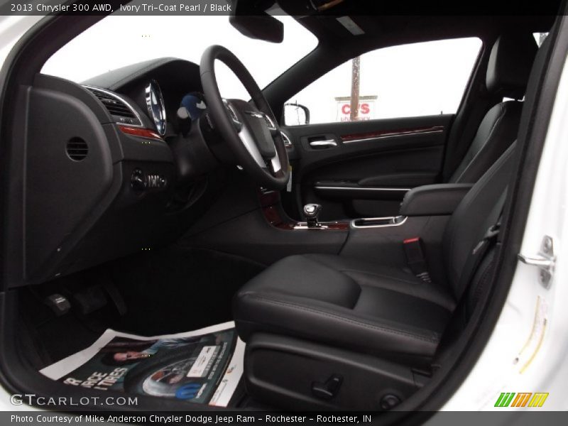 Ivory Tri-Coat Pearl / Black 2013 Chrysler 300 AWD