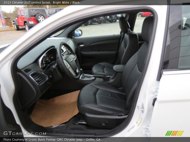 Bright White / Black 2013 Chrysler 200 Limited Sedan