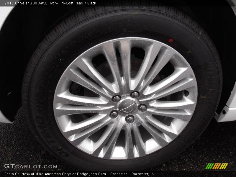  2013 300 AWD Wheel