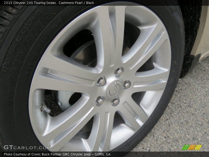 Cashmere Pearl / Black 2013 Chrysler 200 Touring Sedan