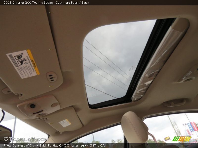 Cashmere Pearl / Black 2013 Chrysler 200 Touring Sedan