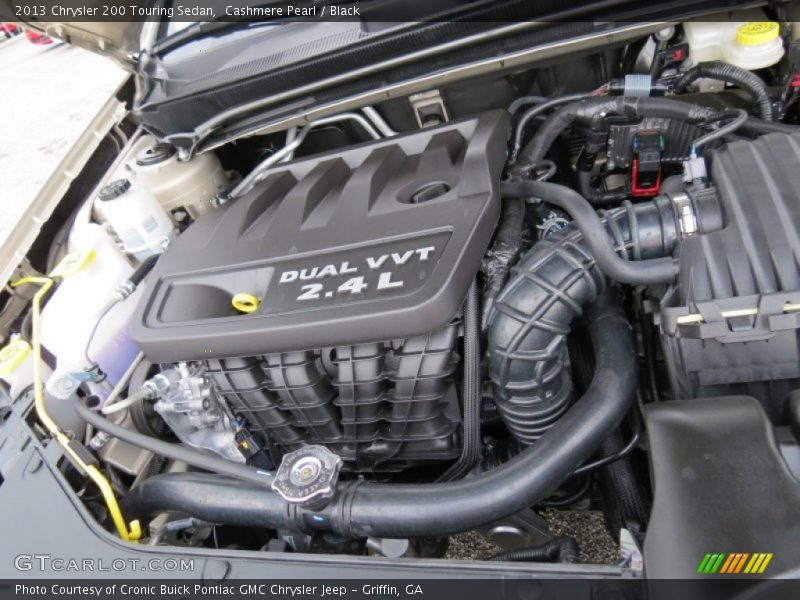 Cashmere Pearl / Black 2013 Chrysler 200 Touring Sedan