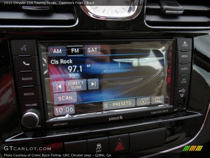 Cashmere Pearl / Black 2013 Chrysler 200 Touring Sedan