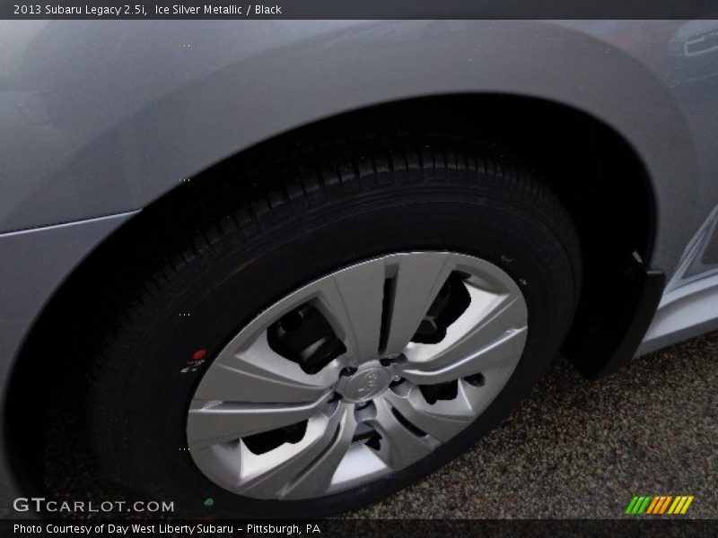 Ice Silver Metallic / Black 2013 Subaru Legacy 2.5i