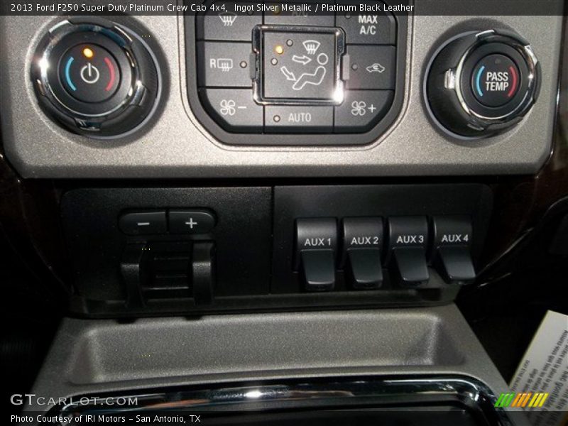 Controls of 2013 F250 Super Duty Platinum Crew Cab 4x4