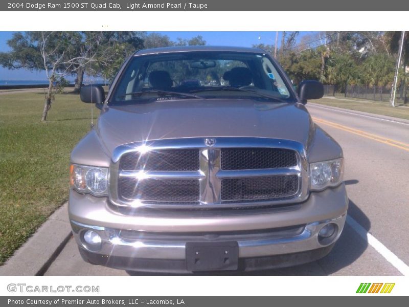 Light Almond Pearl / Taupe 2004 Dodge Ram 1500 ST Quad Cab