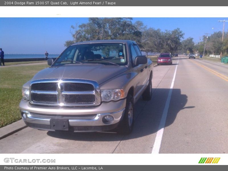 Light Almond Pearl / Taupe 2004 Dodge Ram 1500 ST Quad Cab