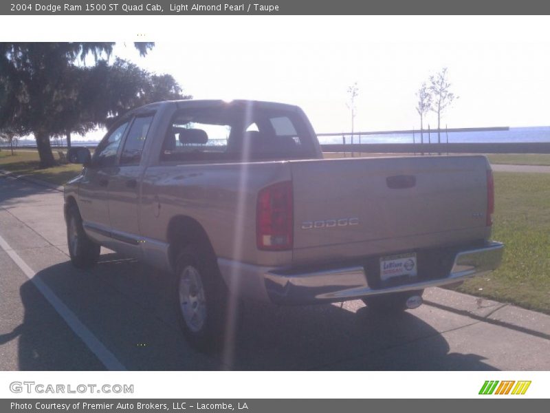Light Almond Pearl / Taupe 2004 Dodge Ram 1500 ST Quad Cab