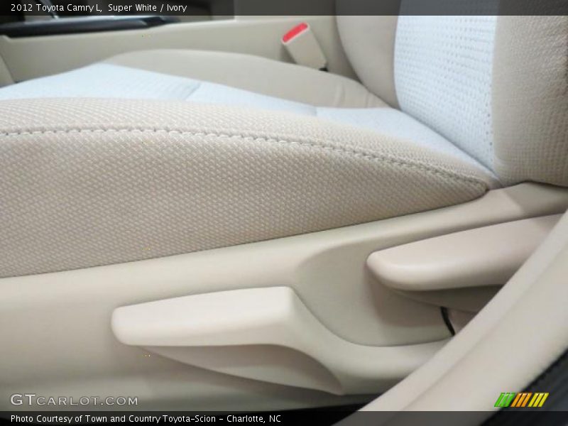 Super White / Ivory 2012 Toyota Camry L