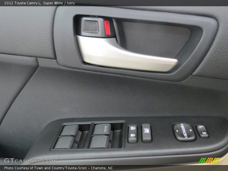 Super White / Ivory 2012 Toyota Camry L