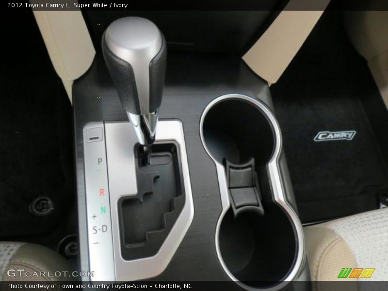 Super White / Ivory 2012 Toyota Camry L