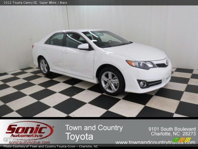 Super White / Black 2012 Toyota Camry SE