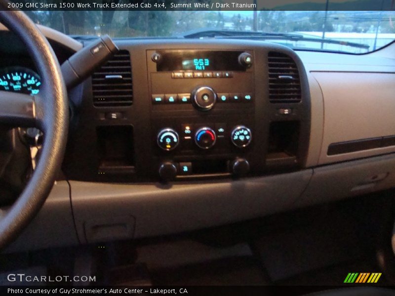 Controls of 2009 Sierra 1500 Work Truck Extended Cab 4x4