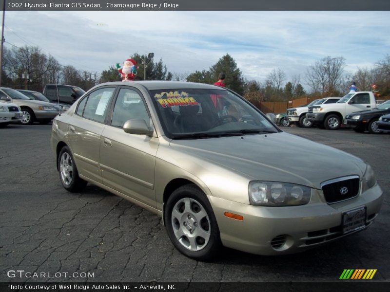 Champagne Beige / Beige 2002 Hyundai Elantra GLS Sedan