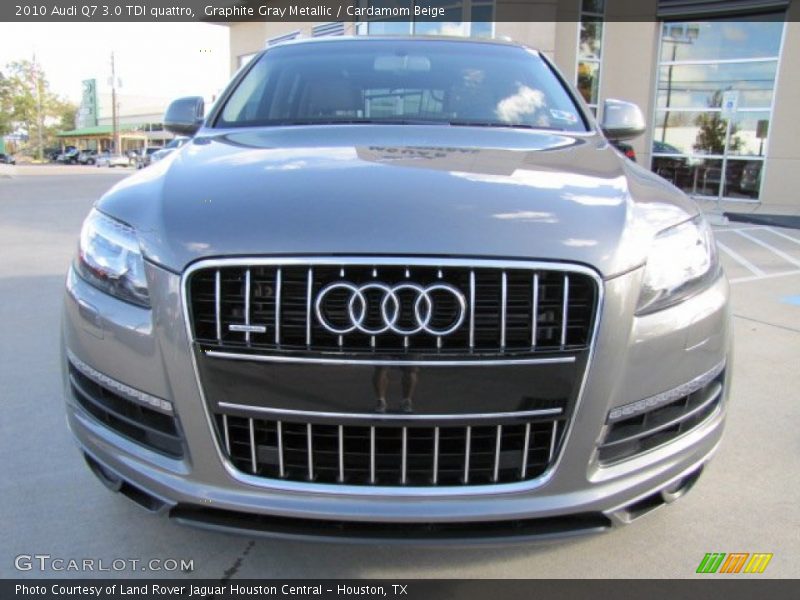 Graphite Gray Metallic / Cardamom Beige 2010 Audi Q7 3.0 TDI quattro