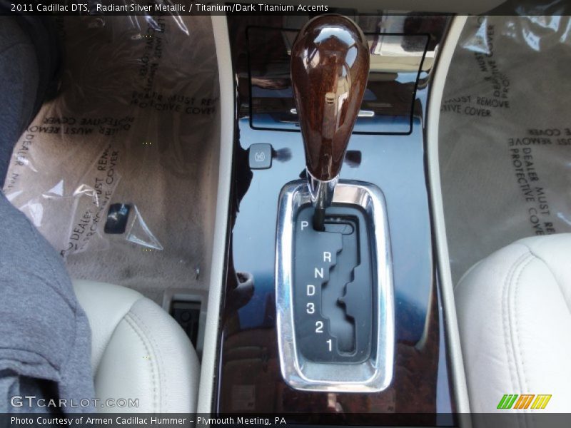 Radiant Silver Metallic / Titanium/Dark Titanium Accents 2011 Cadillac DTS