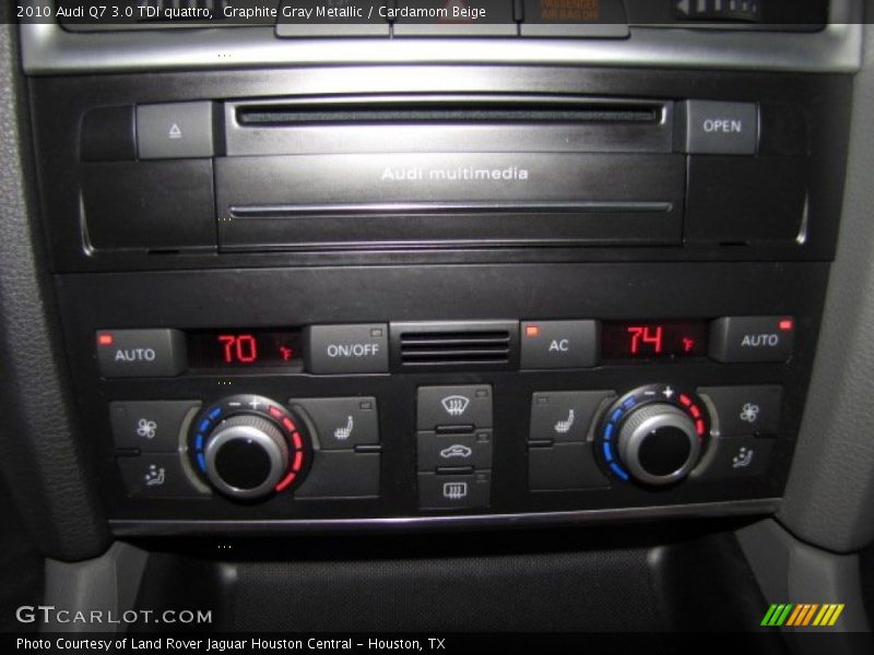 Controls of 2010 Q7 3.0 TDI quattro