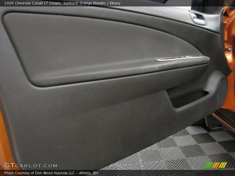 Sunburst Orange Metallic / Ebony 2006 Chevrolet Cobalt LT Coupe