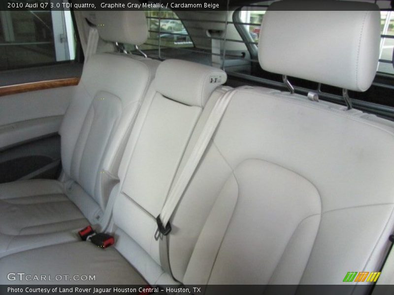 Graphite Gray Metallic / Cardamom Beige 2010 Audi Q7 3.0 TDI quattro