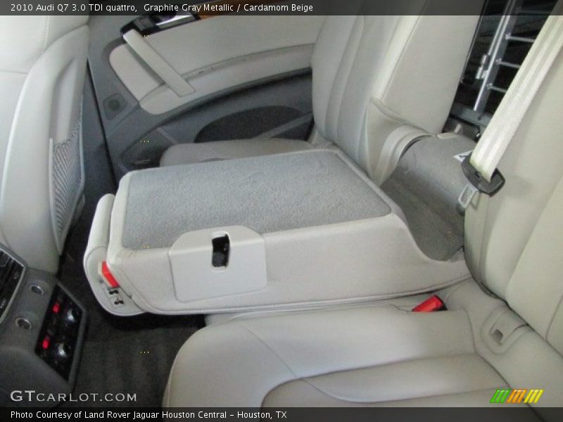Graphite Gray Metallic / Cardamom Beige 2010 Audi Q7 3.0 TDI quattro