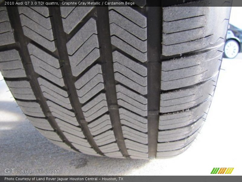 Graphite Gray Metallic / Cardamom Beige 2010 Audi Q7 3.0 TDI quattro