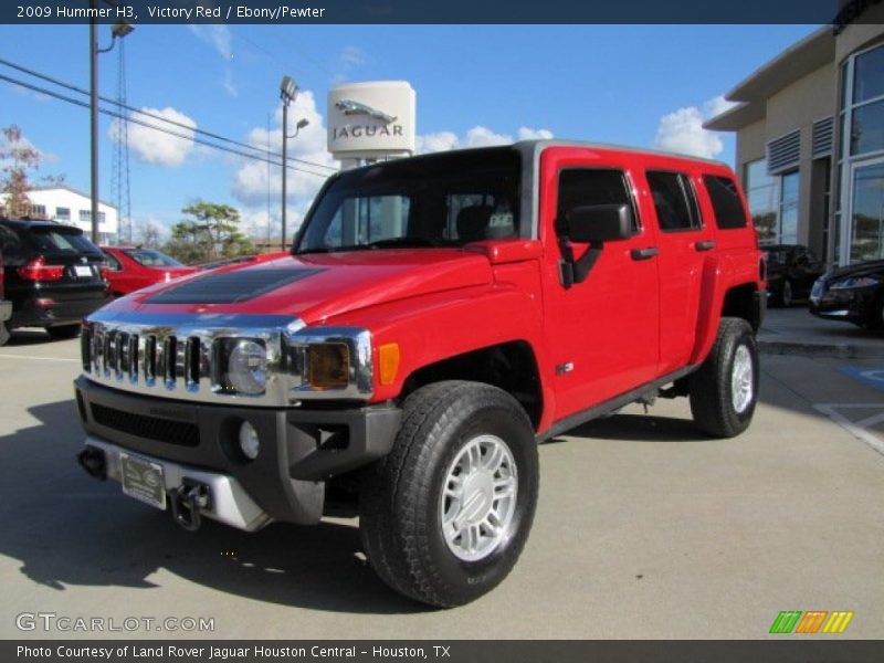Front 3/4 View of 2009 H3 