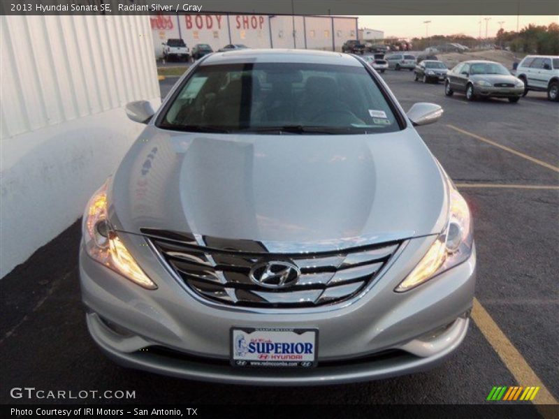 Radiant Silver / Gray 2013 Hyundai Sonata SE