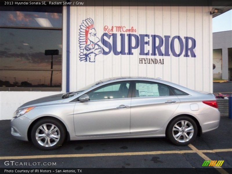 Radiant Silver / Gray 2013 Hyundai Sonata SE